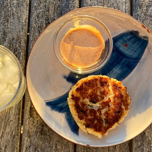 Alaska Crab Cakes and Dipping Sauce